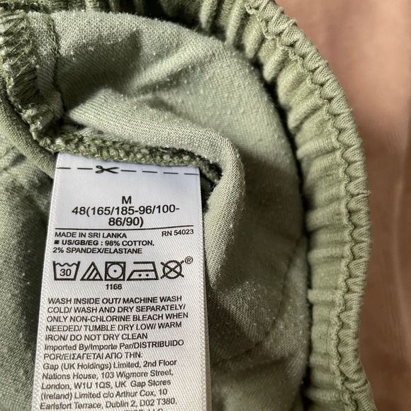 Men’s GAP shorts - Picture 6 of 6